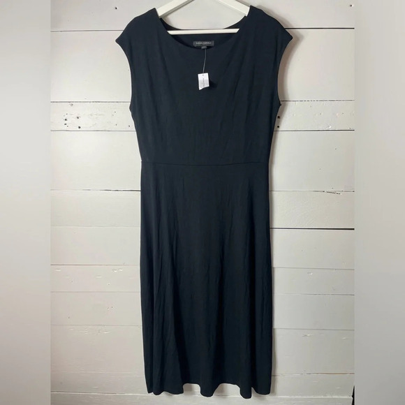 Banana Republic Black Sleeveless Knit Dress Size Medium - Picture 1 of 4